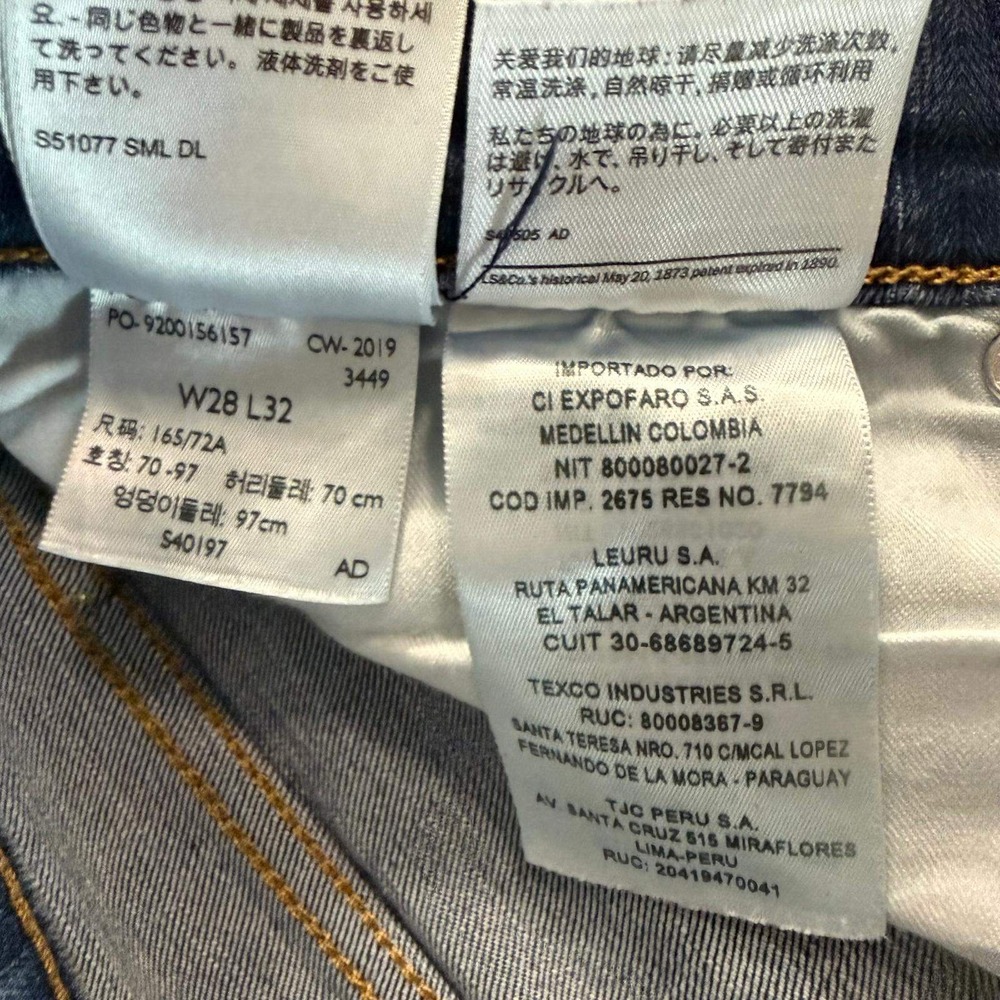 Levis 312 Shaping Slim Jeans Womens 28x32 Medium Wash Blue Denim Mid Rise - Picture 8 of 16